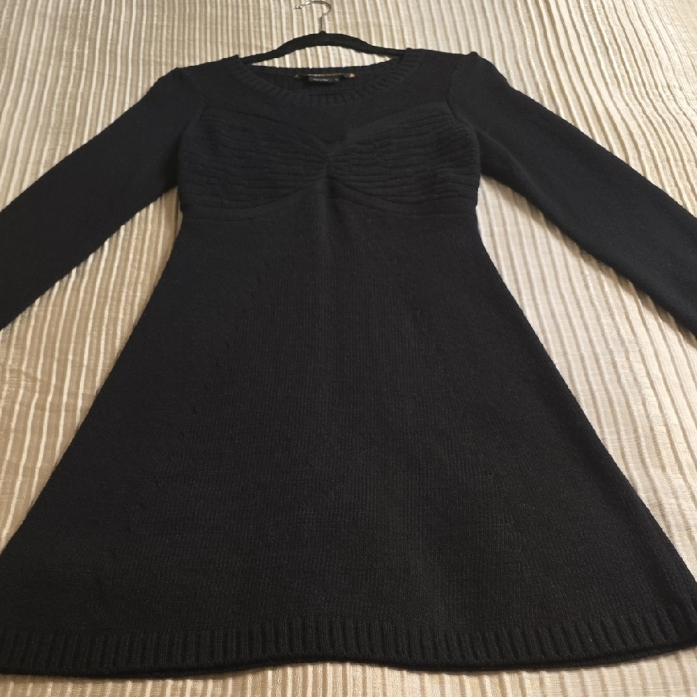 BCBGMaxAzria Lamb's Wool Black Long Sleeve Knit Dress - Picture 5 of 16